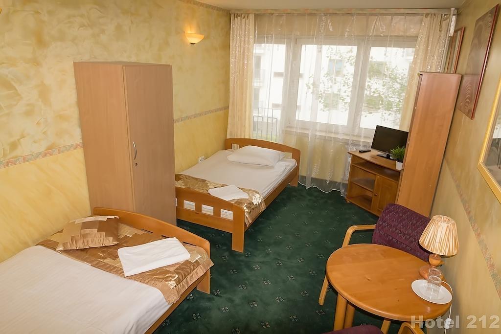 Hotel 212 Warsaw Exterior photo